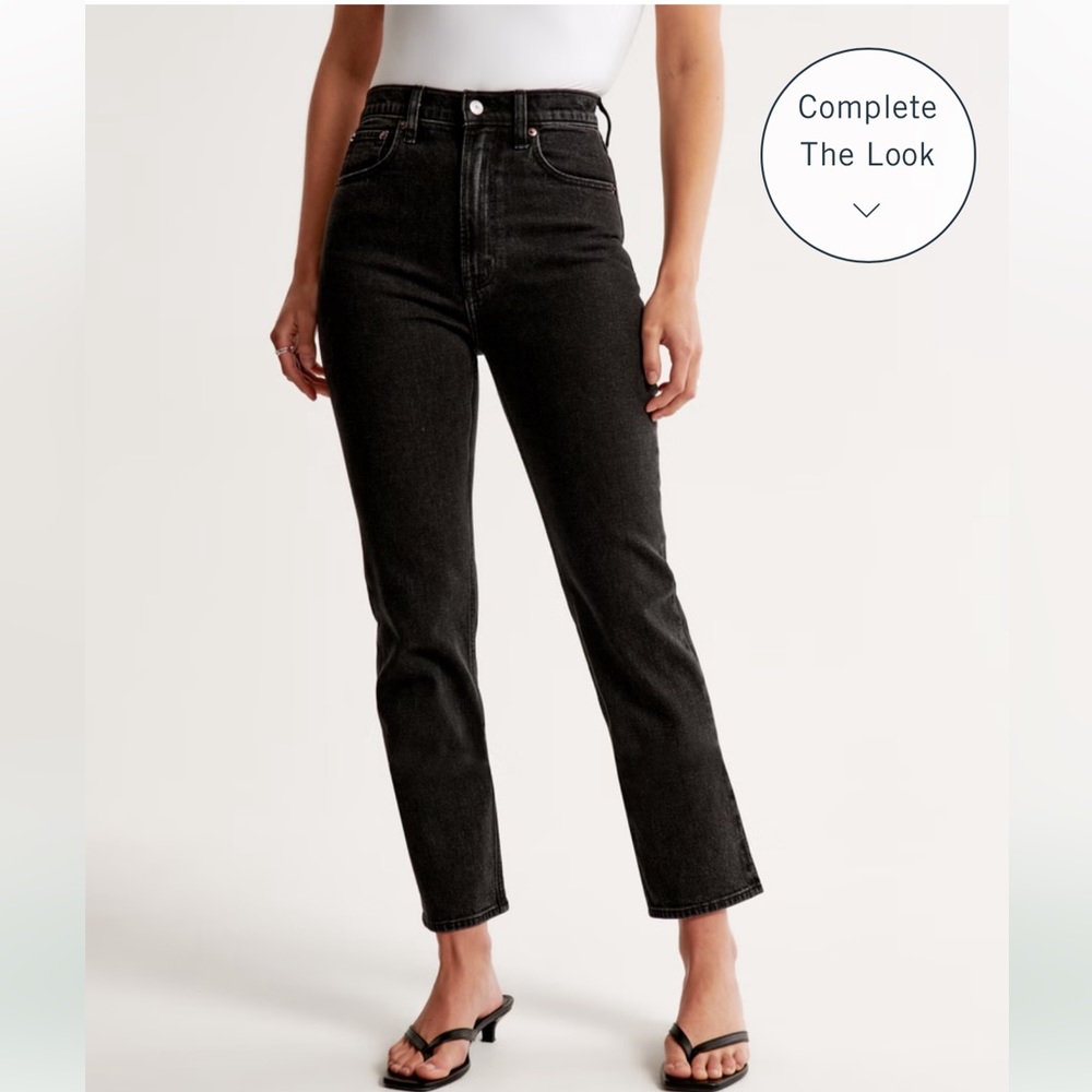 Abercrombie Ultra High Rise Ankle Straight Jean black size 33 nwt